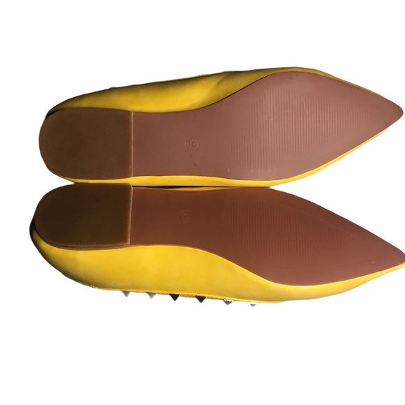 NIB Seven7 Yellow Clara Studded Pointed Toe Flats - Picture 7 of 9